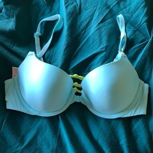 Victoria’s Secret Demi Bra